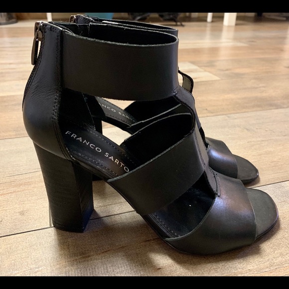 franco sarto black sandals
